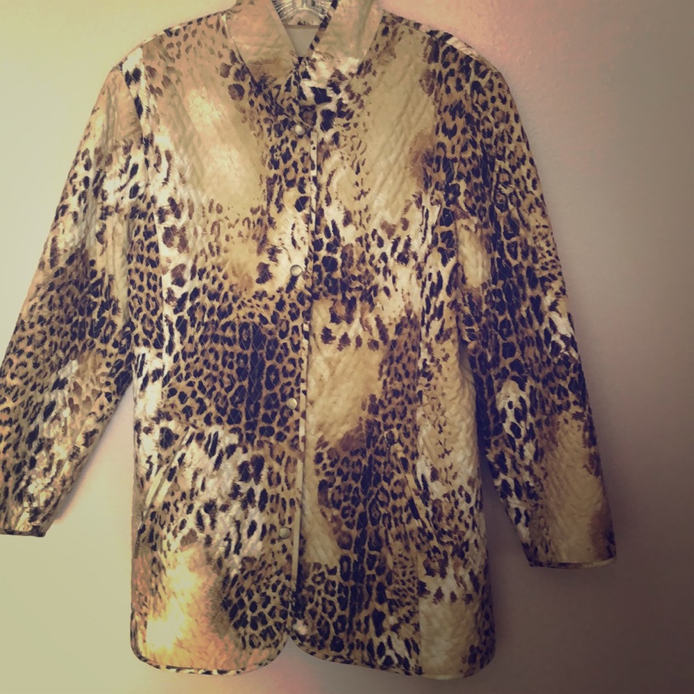 Dana Buchman Mandarin Collar Quilted Jacket!
